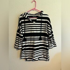 Coolibar Black and White Striped Hoodie Size Large